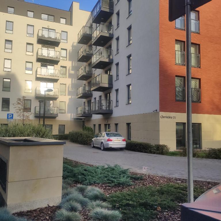 Budova, v ktorej sa apartmán nachádza