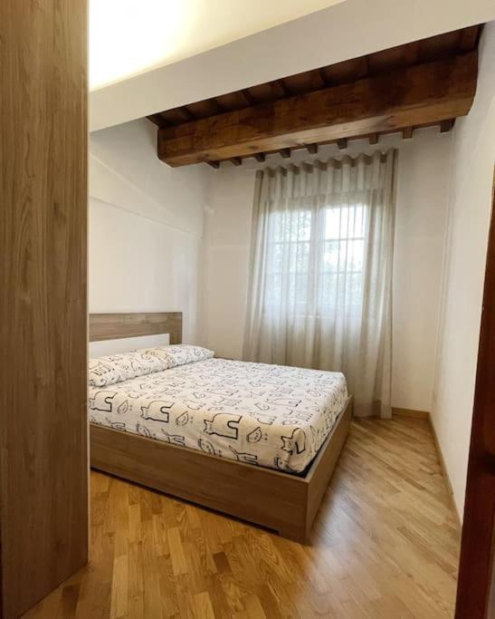 Zdjęcie z galerii obiektu Appartamento in Villa storica con parco e piscina w mieście Montelupo Fiorentino