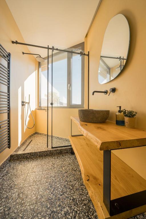 Fotografia z galérie ubytovania Sky Apt Unique, Spotless, 2BR, 2BA, Stunning View v Aténach