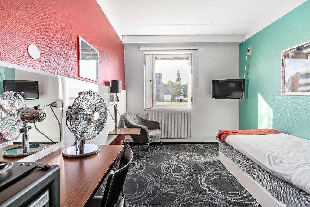 TV a/nebo společenská místnost v ubytování Best Western Hotel Norra Vattern