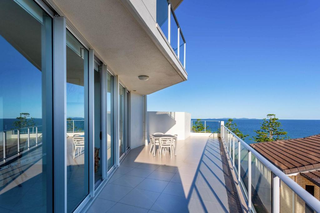 Balkón nebo terasa v ubytování Ocean View Apartment Yeppoon