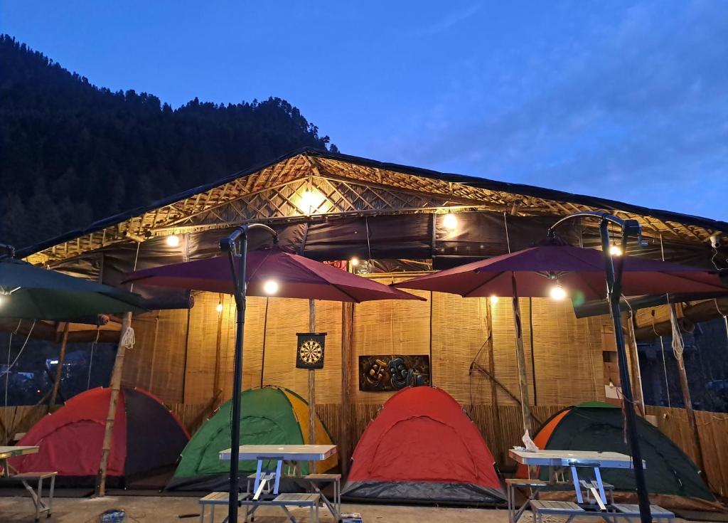 Φωτογραφία από το άλμπουμ του Atharva Satvik Homestay σε Manāli