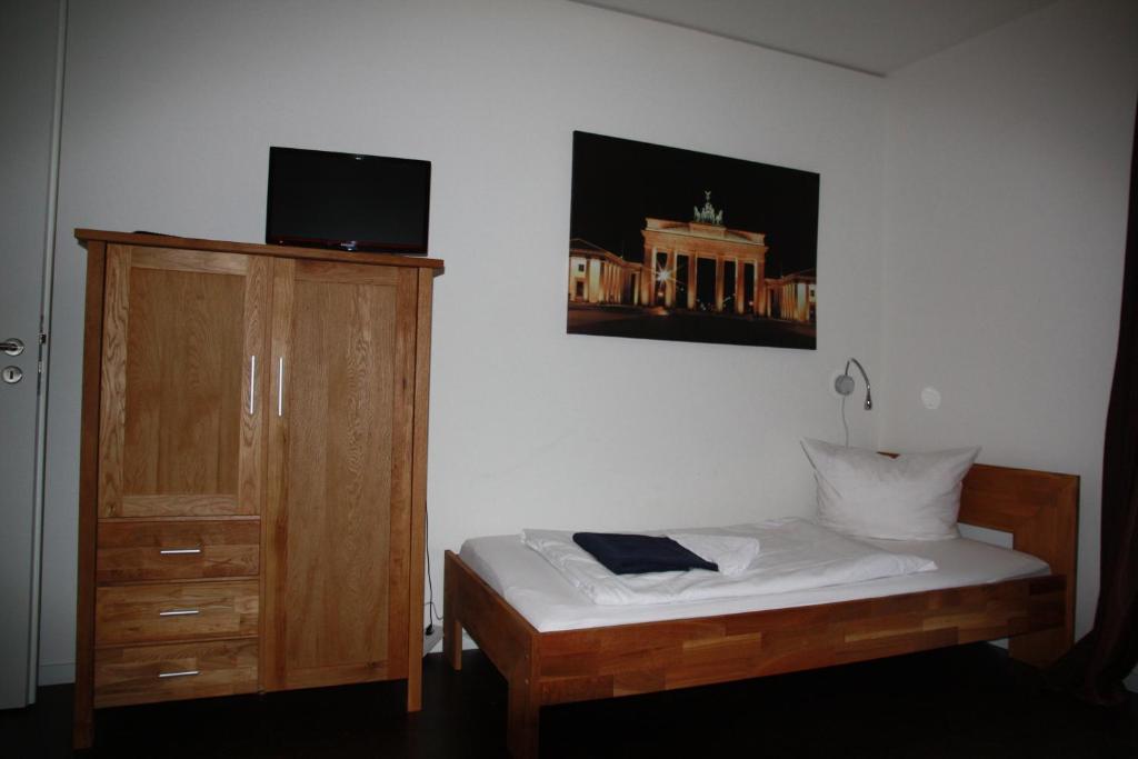 Holiday at Alexanderplatz Apartments - 9