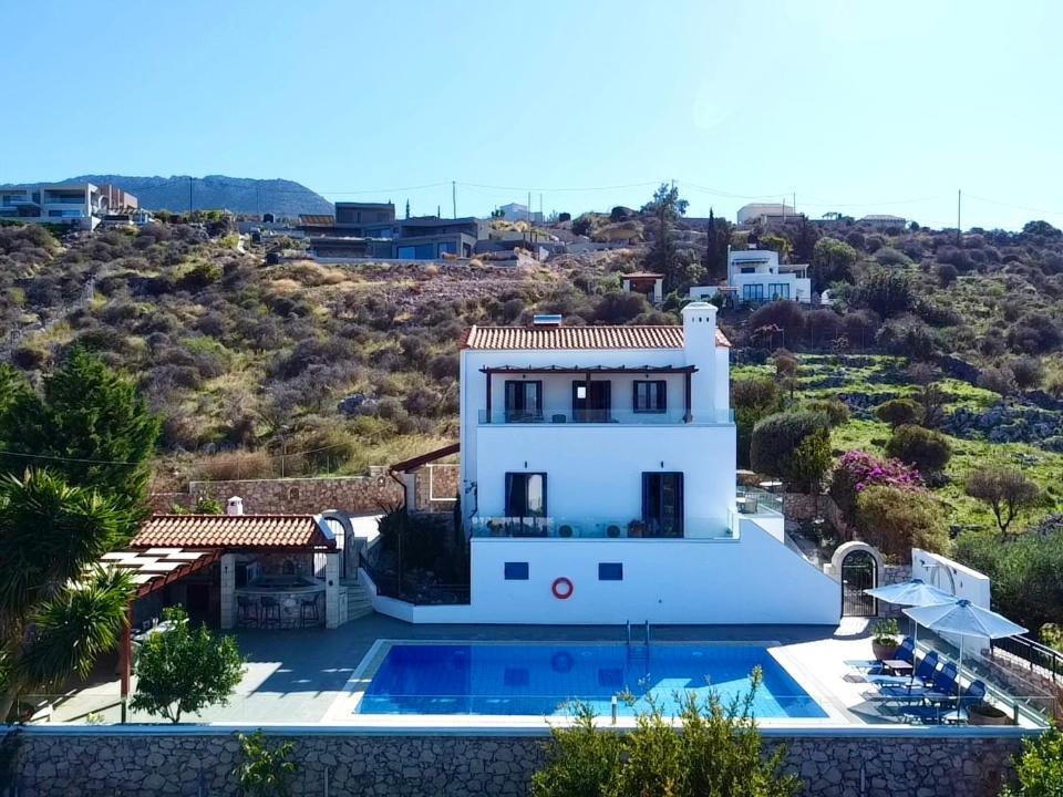 Fotografia z galérie ubytovania Villa Thymari, panoramic sea views, Kokkino Horio v destinácii Kókkinon Khoríon