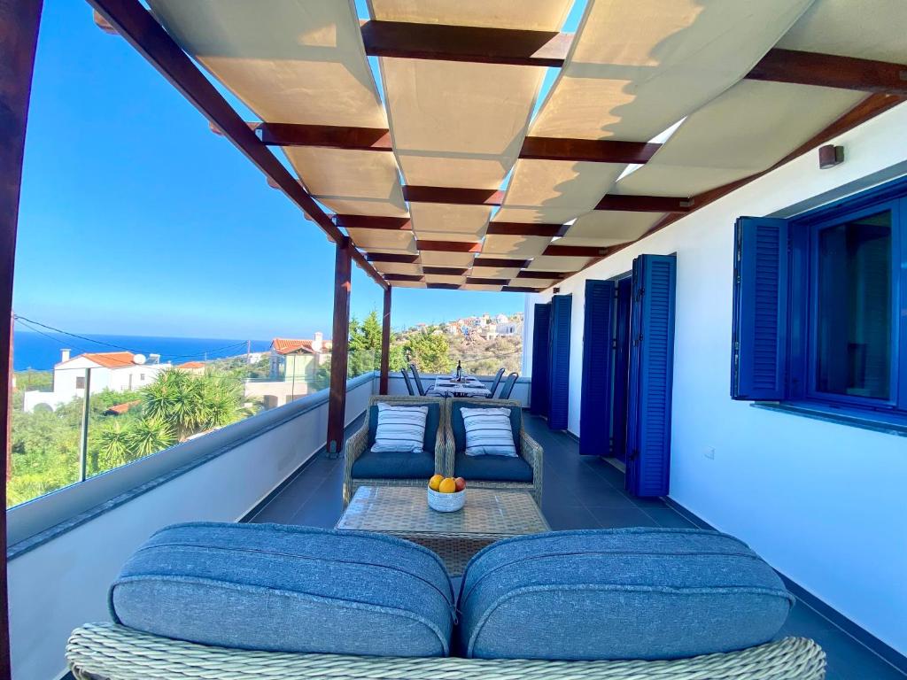 Fotografia z galérie ubytovania Villa Thymari, panoramic sea views, Kokkino Horio v destinácii Kókkinon Khoríon