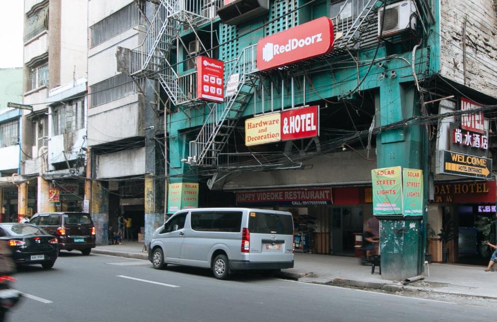 RedDoorz @ Riches Holiday Hotel Avenida, Manila – Updated 2024 Prices