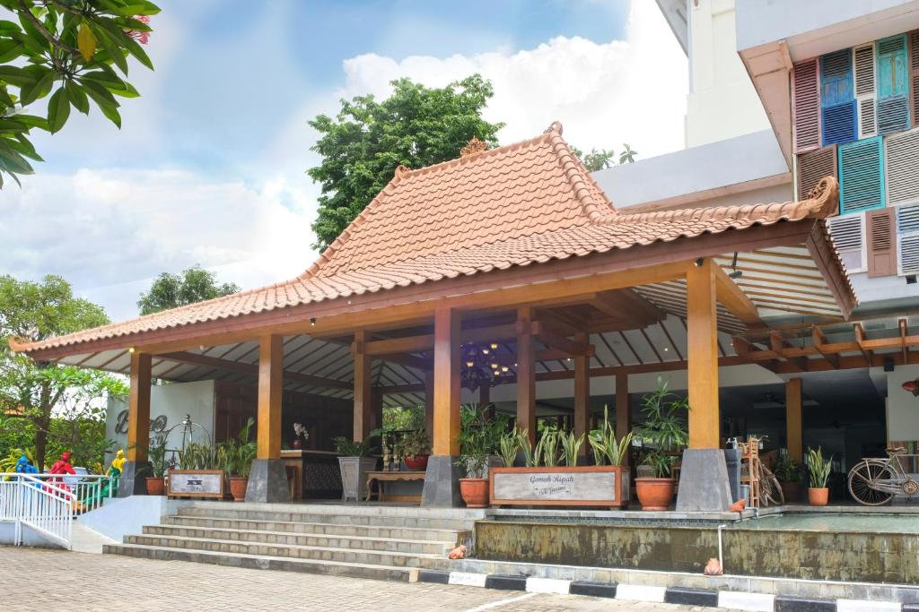 Budova, kde se hotel nachází