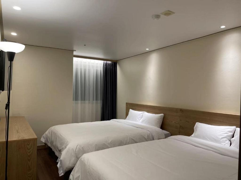 The garden hotel - Chambre Quadruple Supérieure