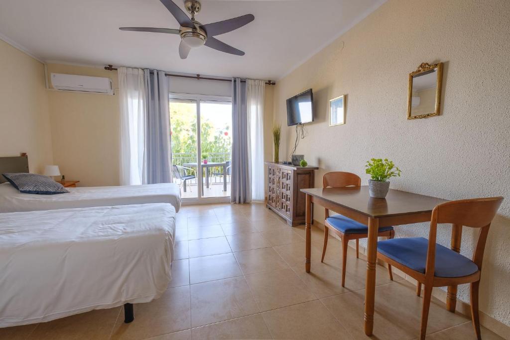 Posteľ alebo postele v izbe v ubytovaní Deauville Miami platja
