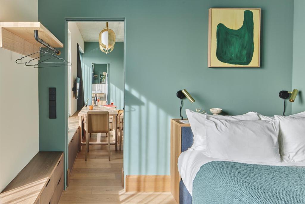 
Two Bedroom Penthouse Suite
