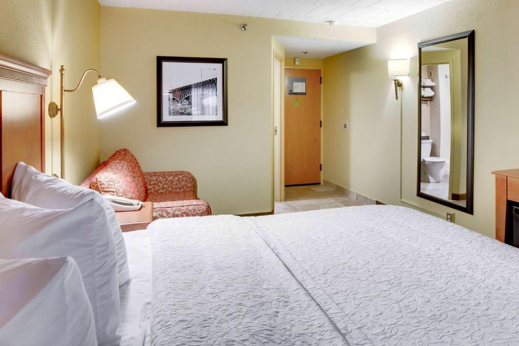 Wingate by Wyndham Cranberry photo