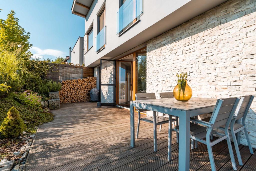 Cozy terraced house with infra sauna and parking - Housity