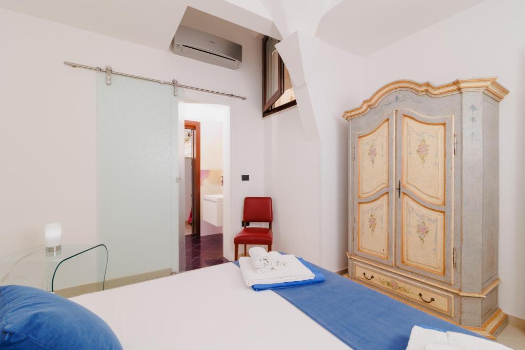 A bed or beds in a room at Leukasia