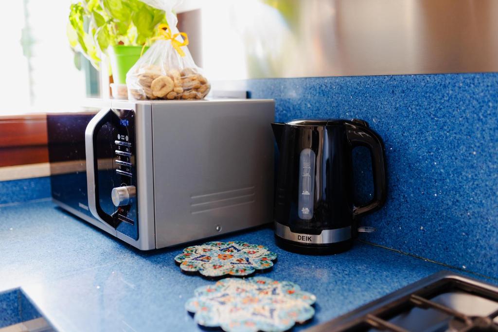 Coffee and tea making facilities at Leukasia