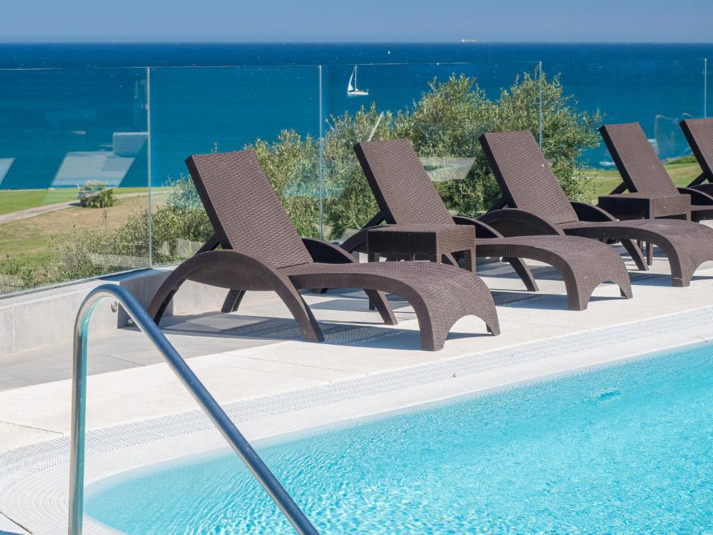 Bazén v ubytování 2226-Luxury sea view apartment nebo v jeho okolí