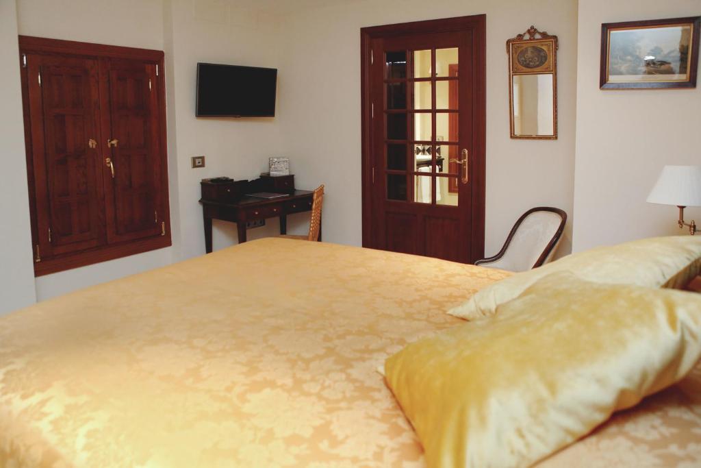 Hotel Ateneo Sevilla - 7