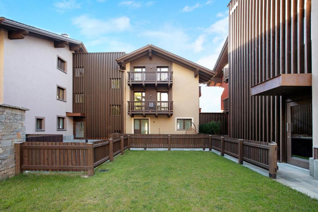 Budova, v ktorej sa apartmán nachádza