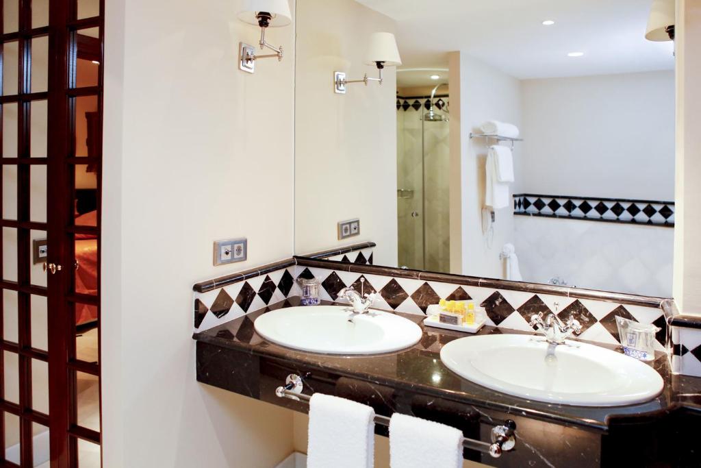 Hotel Ateneo Sevilla - 9