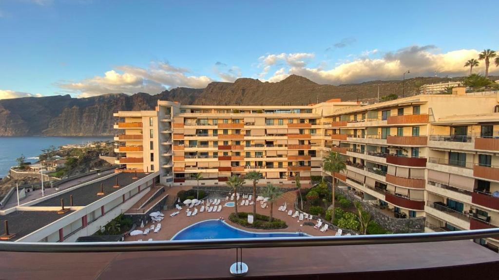 Balcon De Los Gigantes - Apartment With Sea View