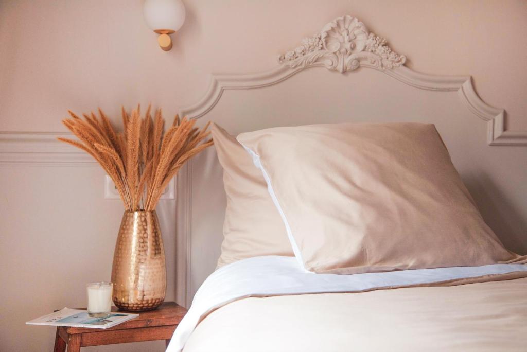 Hôtel De La Porte Dorée