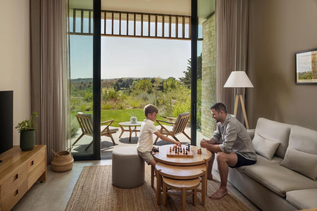 Hosté ubytování Minthis Resort