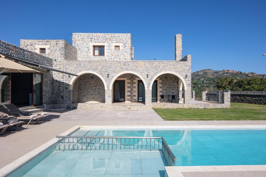 Zdjęcie z galerii obiektu Ampelonas Villas, nature-inspired retreats! w mieście Koxaré