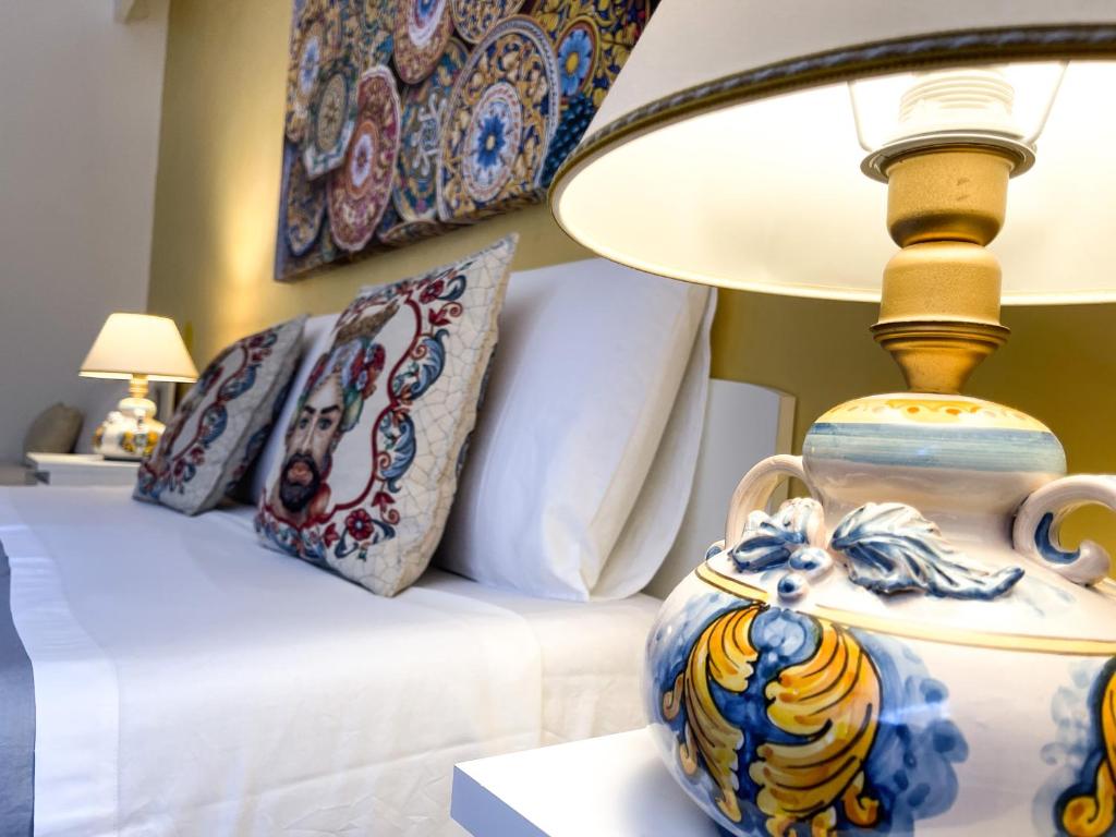 Al Politeama Rooms B&B - 16