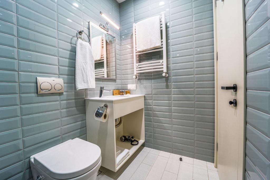 Koupelna v ubytování Makmani Boutique Hotel by DNT Group