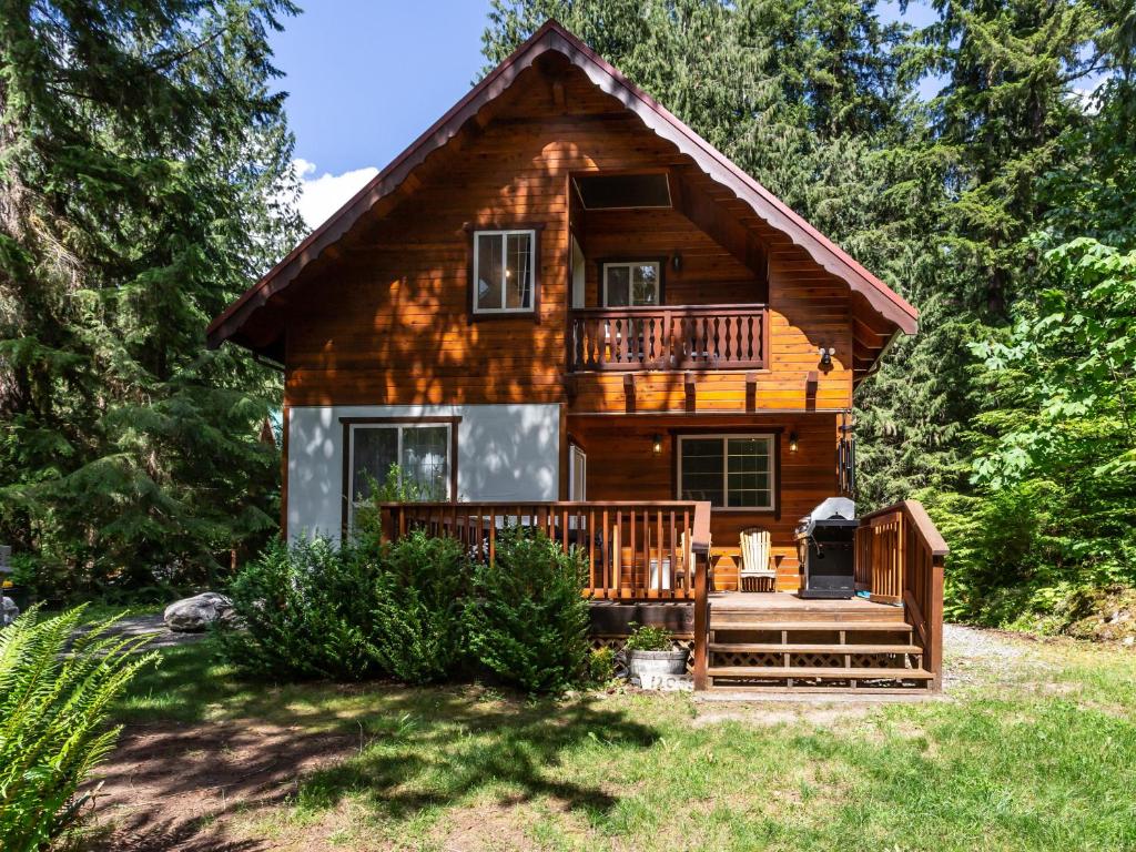 Chalet Du Blanc, Glacier, WA