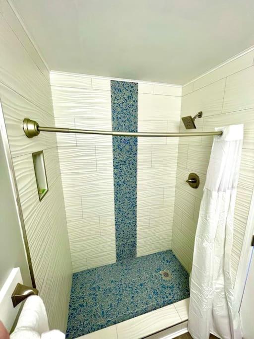 Fotografie z fotogalerie ubytování St Thomas - Waterfront Penthouse sleeps 16 w Pool & Boat Dock v destinaci Key West