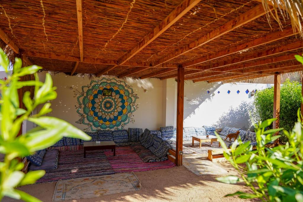 Zahrada ubytování Miramar Camp Dahab