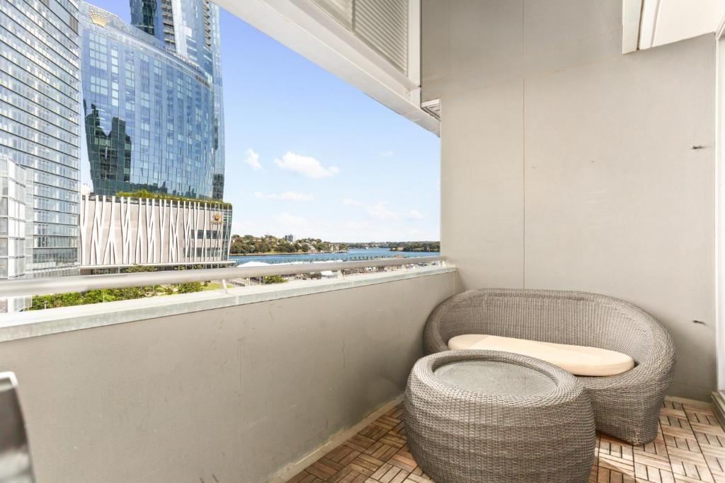 Beautiful 2Bed Apartment with views of Barangaroo, Sydney, Australia