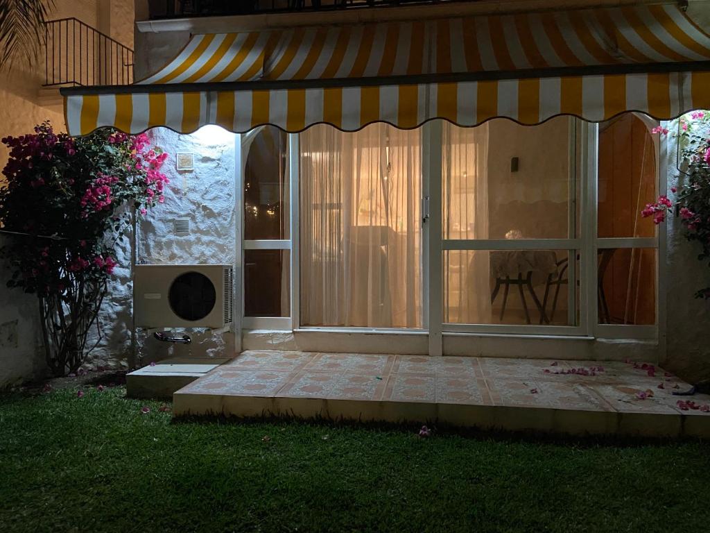 Zahrada ubytování Apartamento Confortable Urbanización El Paraiso