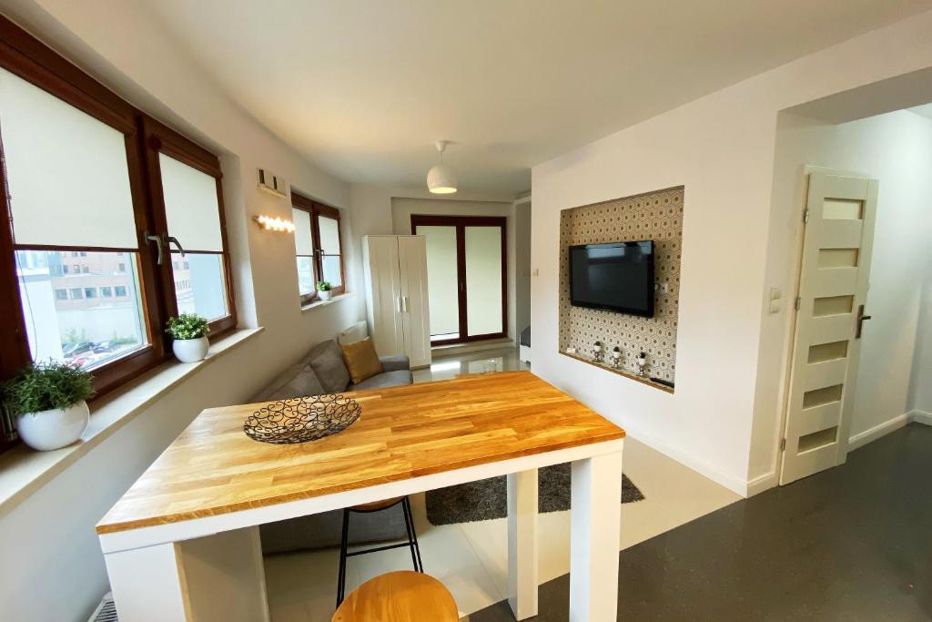 erApartments Oxygen Residence - Deluxe Studio With Balcony