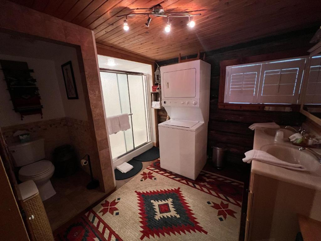 Koupelna v ubytování Teton Teepee Lodge