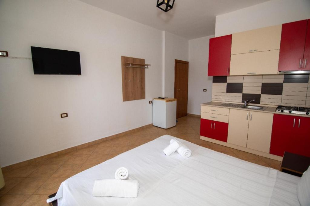 Villa Amantia Vlore- Sea View Apartments - Image 6