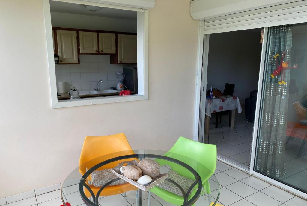 Fotografie z fotogalerie ubytování f3 location saisonnière détente tranquillité et belle vue v destinaci Les Trois-Îlets