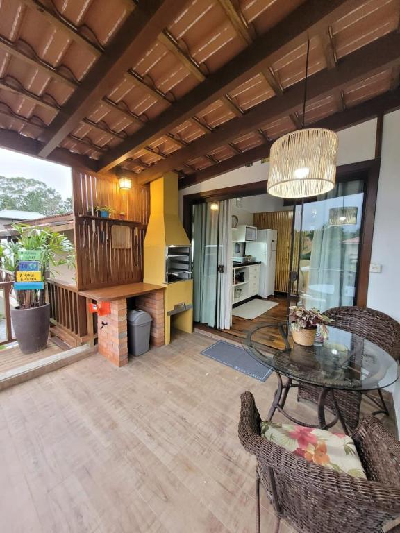 Kuchyň nebo kuchyňský kout v ubytování Refugio Na Praia Hospedagem - Guarda Do Embaú