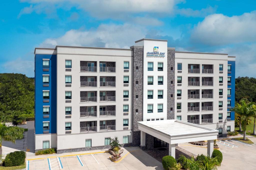 an image of an office building at Ameniti Bay - Best Western Signature Collection in Sarasota