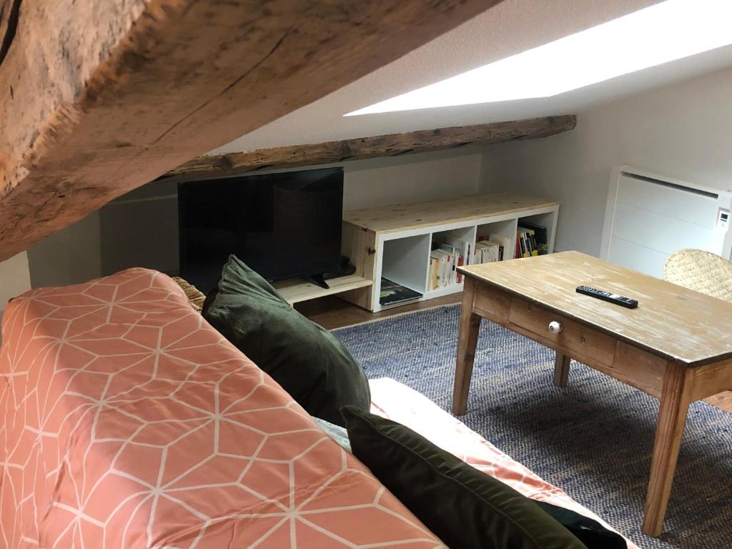 le BOHO / Rent4night Grenoble - One-Bedroom Apartment