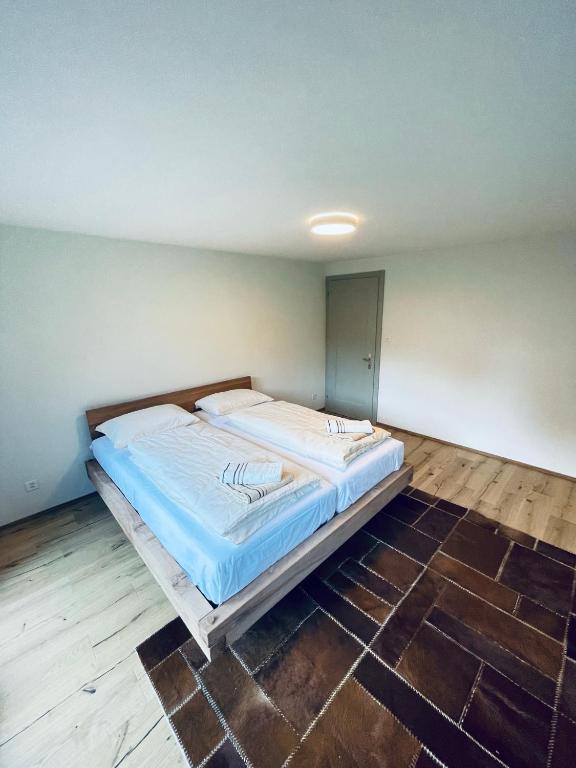 Postel nebo postele na pokoji v ubytování Ferienhaus Granula