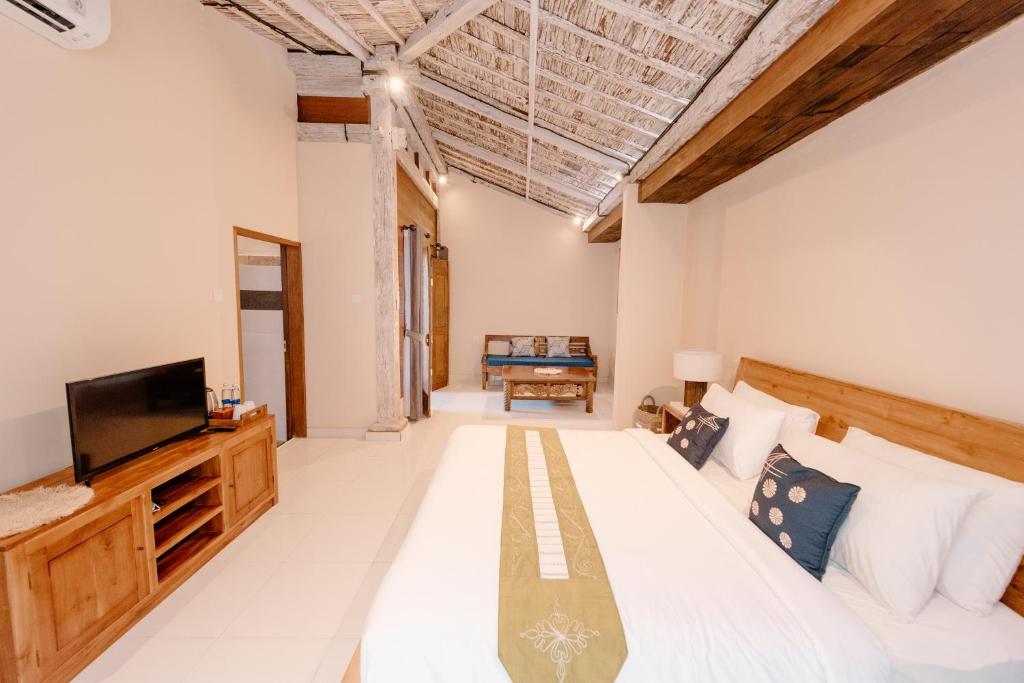 Suitetrails - Moson Villa Legian