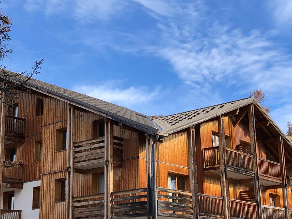 Charmant logement à 200m des pistes, Vars (updated prices 2024)