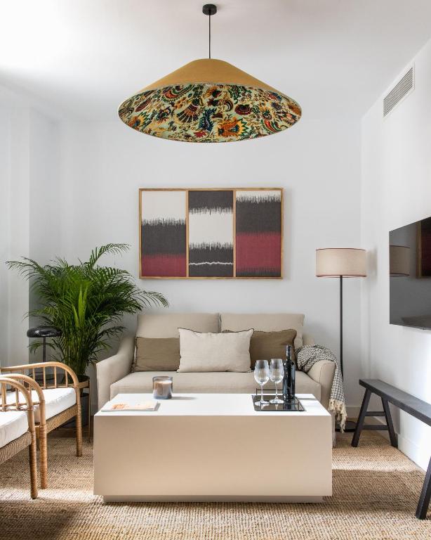 Tetuán 15 Boutique Apartments by Hommyhome - 9