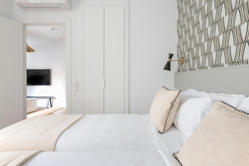 Tetuán 15 Boutique Apartments by Hommyhome - 16