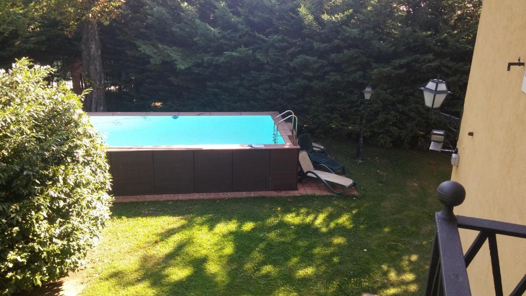 Bazén v ubytovaní Villa Mirano Bed & Breakfast alebo v jeho blízkosti