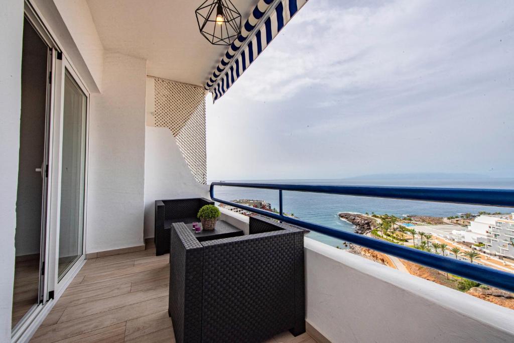A balcony or terrace at Ocean Paradise