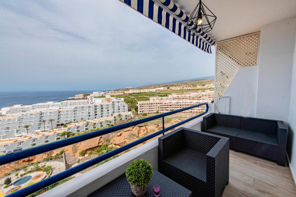 A balcony or terrace at Ocean Paradise