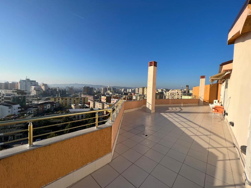 Luxury Rooftop Apartament - Image 6