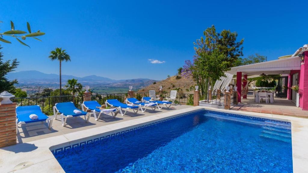 Bazén v ubytování Countryhouse La Niña Chole Cártama by Ruralidays nebo v jeho okolí